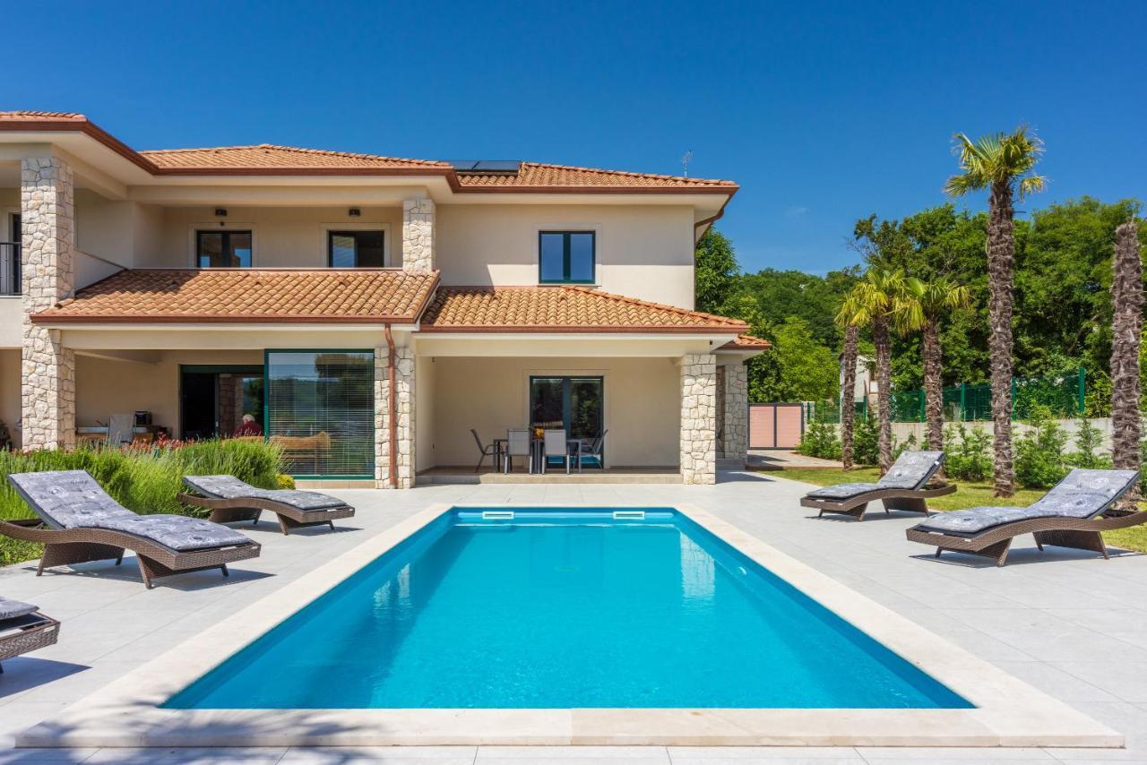 Villa Palma With Heated Private Pool Podhum Esterno foto